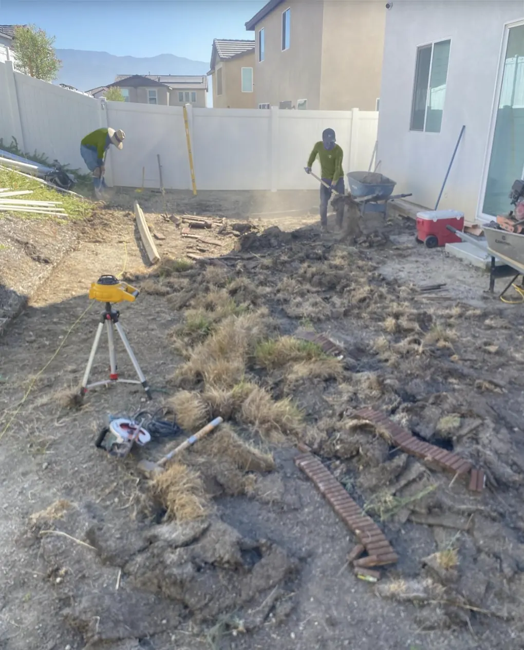 Back yard build in Perris, step 1: Tear-out